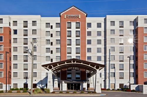 Фотография гостиницы Staybridge Suites Indianapolis Downtown-Convention Center, an IHG Hotel
