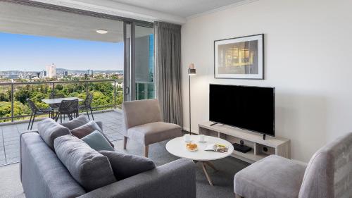 Фотография апарт отеля Oaks Brisbane on Margaret Suites