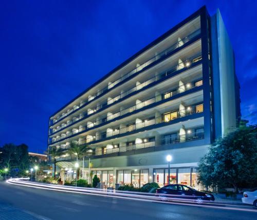 Фотография гостиницы Mediterranean Hotel