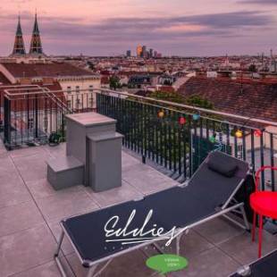 Фотографии гостевого дома 
            Eddie’s Design Apartments