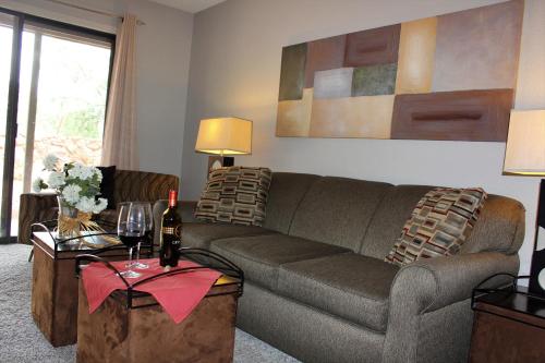 Фотография мини отеля Adobe Village Inn