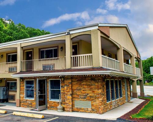 Фотография мотеля Econo Lodge Jefferson Hills Hwy 51