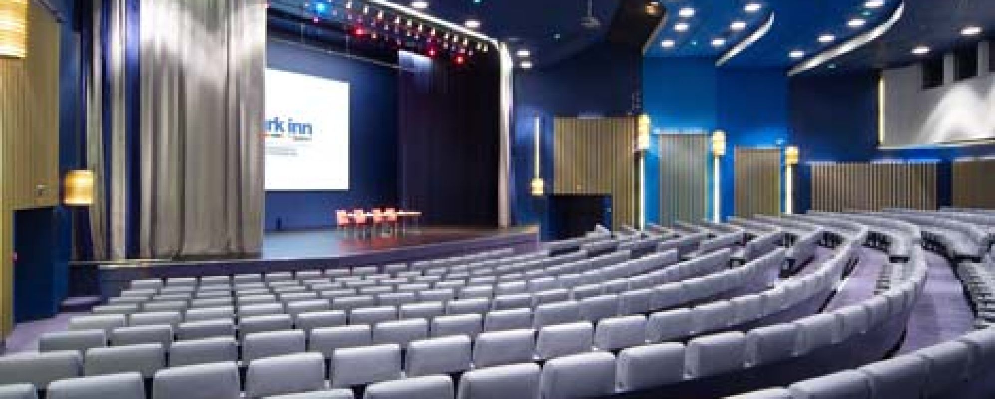 Фотографии конференц-зала Конгресс-зал