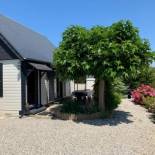 Фотография гостевого дома Chalet bord de mer 6 couchages