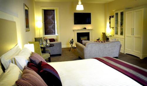 Фотографии гостиницы
The Shirley Arms Hotel