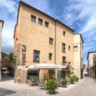 Фотографии гостиницы
Hotel 3 Arcs