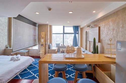 Фотография квартиры Summer Flower Apartment