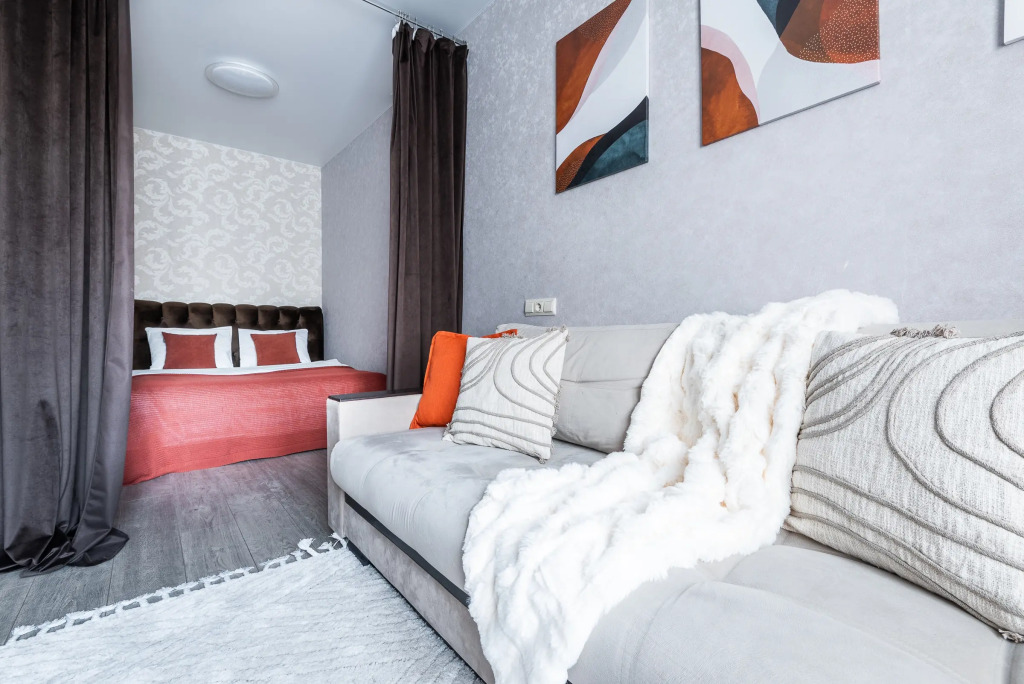 Фотография квартиры Квартира на сутки Грушевка В 3 минутах от метро Подходит для командировок и отдыха Самозаселение Wi-Fi