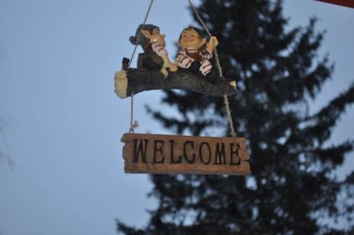 Фотографии базы отдыха 
            Микли-Ольгино