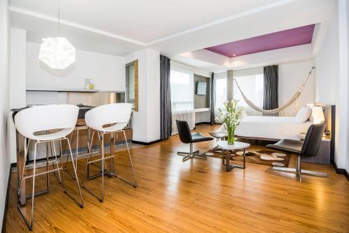 Фотография гостиницы Hotel Viaggio 6.1.7 Suites