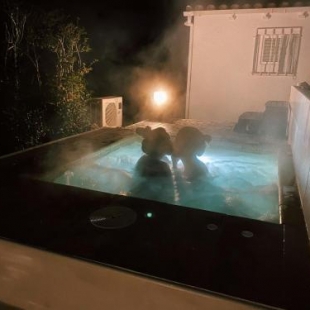 Фотография гостевого дома Ca l'Eli different experience