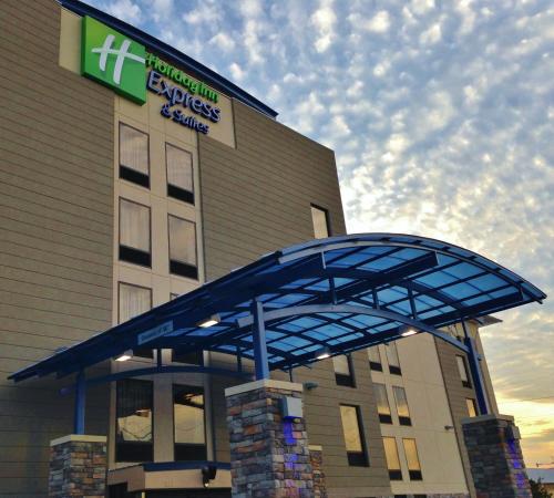 Фотография гостиницы Holiday Inn Express & Suites Jackson Downtown - Coliseum, an IHG Hotel