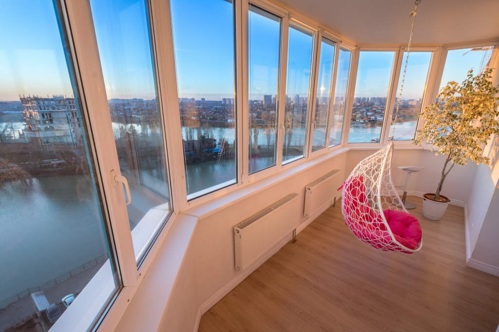 Фотография квартиры Апартаменты с захватывающим видом на Мост Поцелуев и парк 30 летия Победы