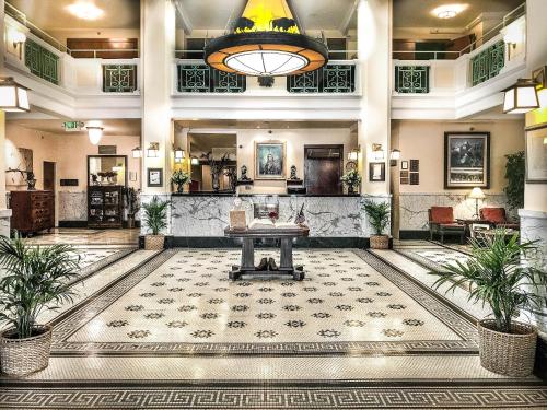 Фотографии гостиницы 
            Historic Plains Hotel
