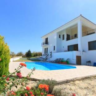 Фотографии гостевого дома
Phaedra & Orestis Villas