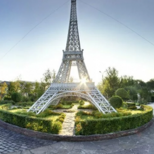 Фотография памятника архитектуры Эйфелева Башня в Абакане