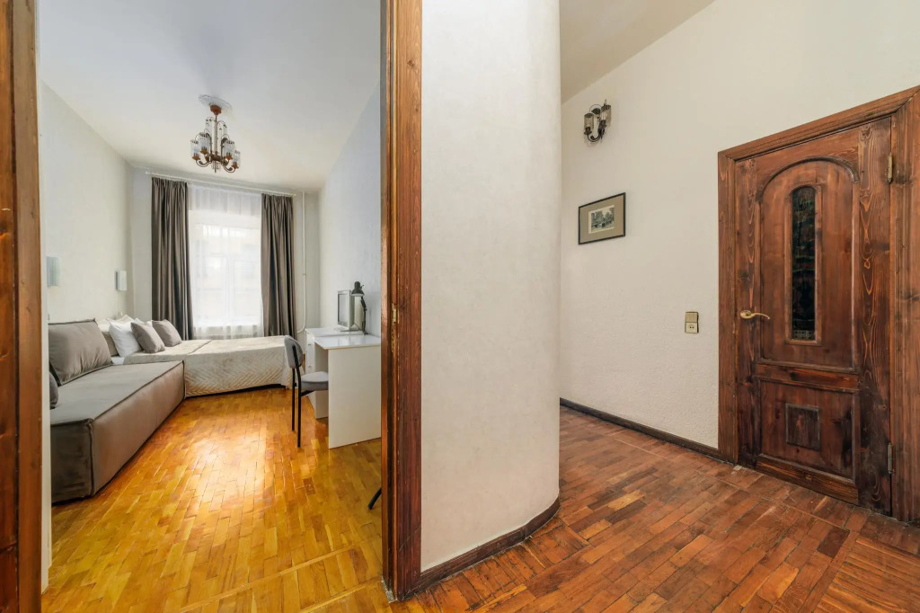 Фотография квартиры DeRent Aparts (ДеРент Апартс) на набережной реки Мойки 56