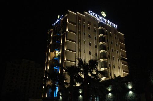 Фотография гостиницы Golden Tulip Al Khobar Suites