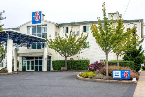 Фотография гостиницы Motel 6-Lincoln City, OR