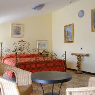 Фотографии гостиницы
Hotel Ristorante Novara Expo