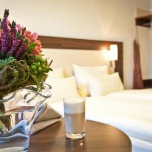 Фотографии гостиницы
Hotel Westend