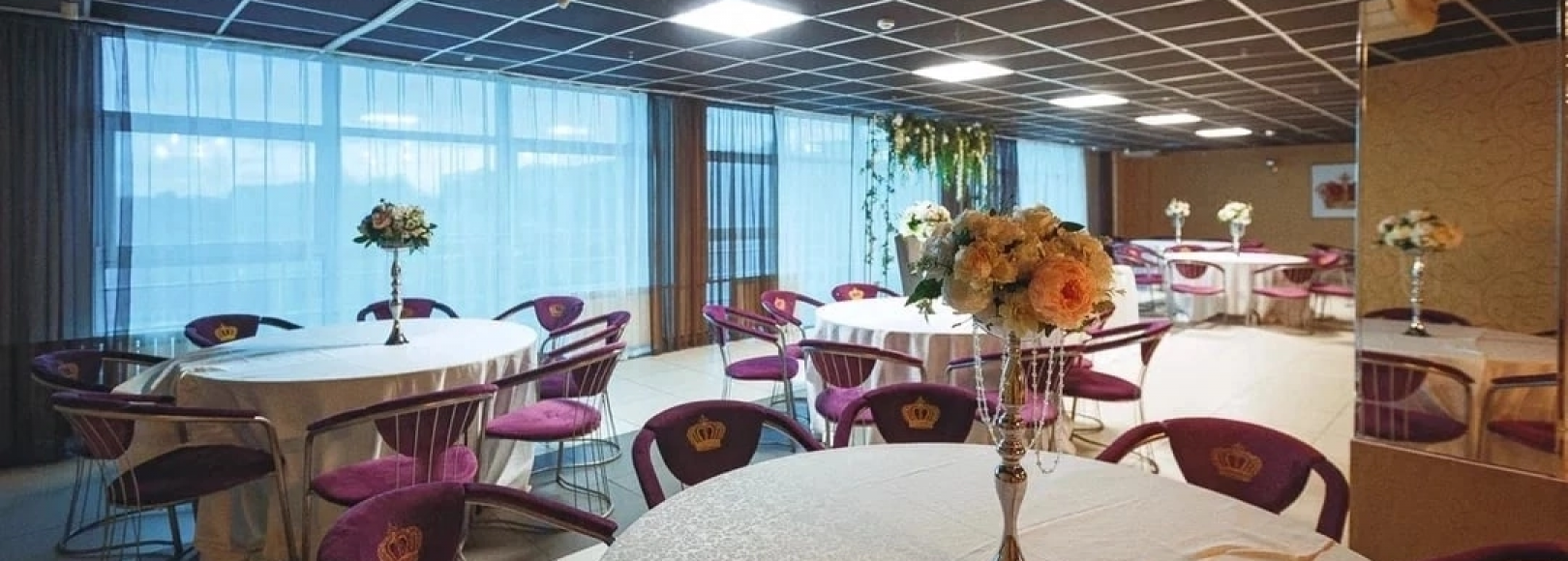 Фотография банкетного зала Зал ресторана Корона