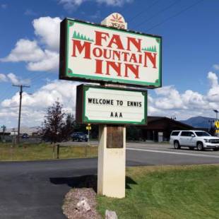 Фотографии гостиницы 
            Red Bear Inn