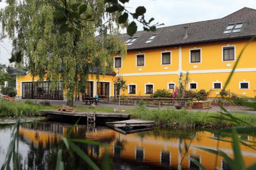 Фотография гостевого дома Perbersdorfer Heuriger