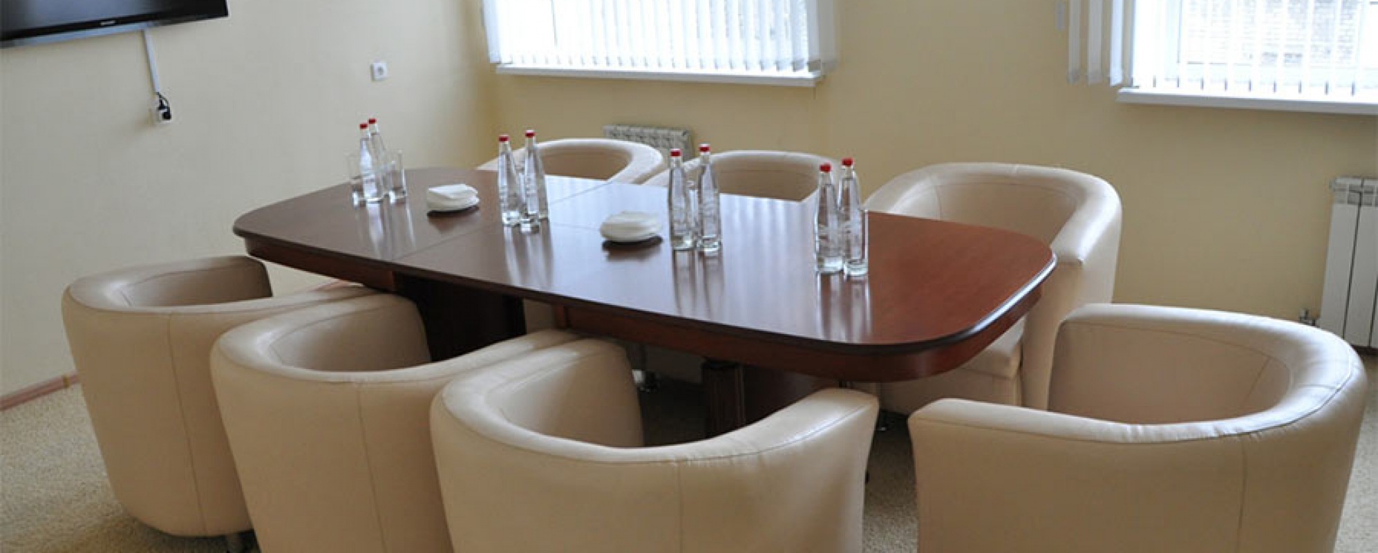 Фотографии комнаты для переговоров Гостевая комната