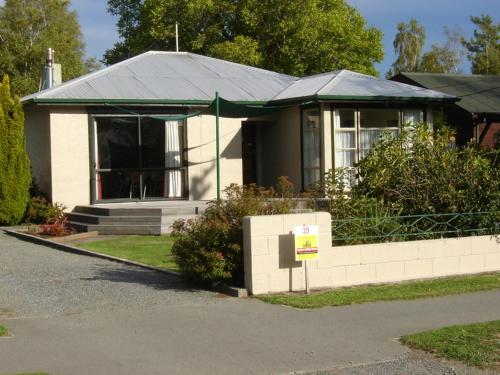 Фотография гостевого дома 29 Jollies Pass Road