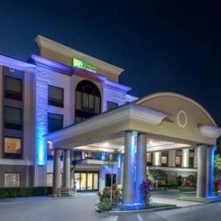 Фотографии гостиницы
Holiday Inn Express Hotel & Suites Bartow, an IHG Hotel