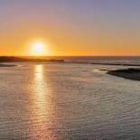 Фотография гостевого дома API Pelican Beach Front Apartments Kalbarri