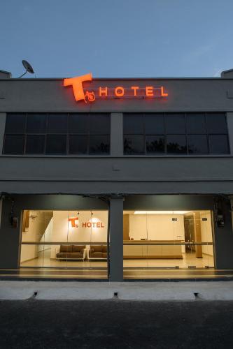 Фотография гостиницы T Hotel Anggerik