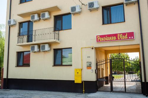 Фотографии гостевого дома
Pensiunea Vlad