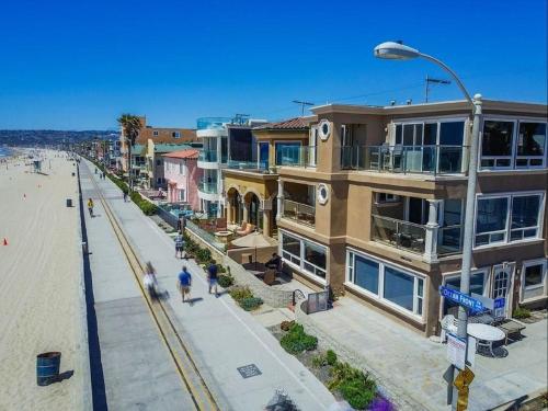 Фотографии гостевого дома
Luxury Penthouse with Elevator - Sleeps 10+ - Family Friendly Sun / Surf / Sand