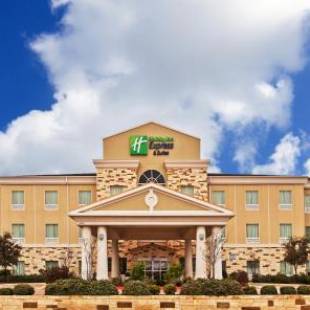 Фотографии гостиницы
Holiday Inn Express & Suites Brady, an IHG Hotel