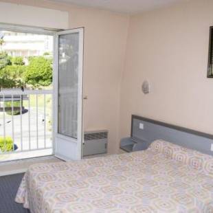 Фотографии гостиницы
Hôtel du Soleil Levant