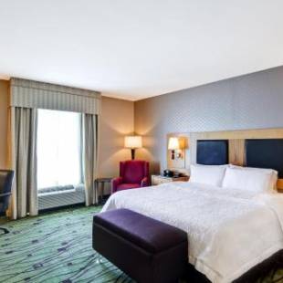 Фотографии гостиницы 
            Hampton Inn & Suites Crabtree