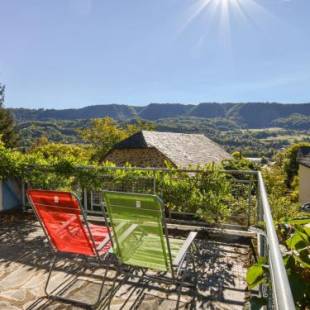 Фотографии гостевого дома
Spacious Holiday Home near Forest in Auvergne