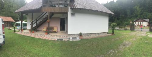 Фотографии гостевого дома
Casa Popa’s