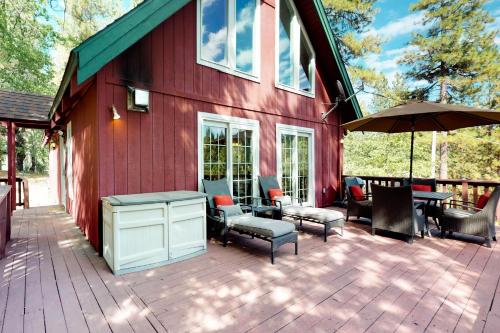 Фотография гостевого дома Forest Bears Hideout