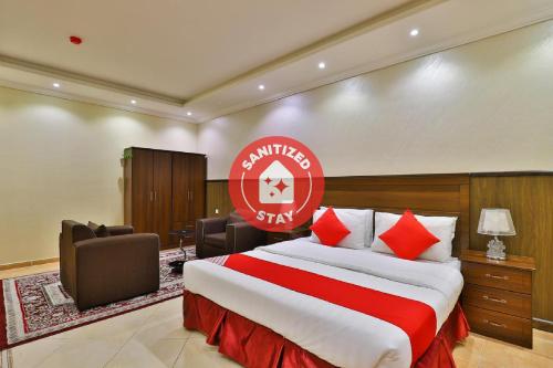 Фотографии гостиницы 
            OYO 273 Star Yanbu Hotel Suites