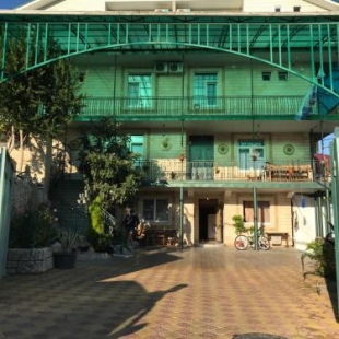 Фотография гостевого дома Елена в Аэровокзальном