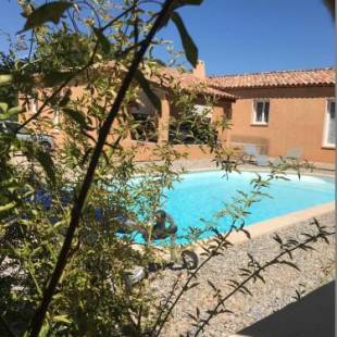 Фотографии мини отеля
La Borrellienne