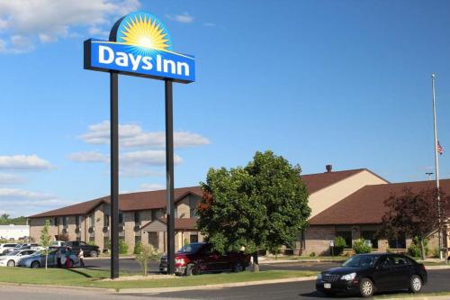Фотография гостиницы Days Inn by Wyndham Black River Falls - Access to ATV Trail