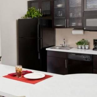 Фотографии гостиницы
Candlewood Suites - Davenport, an IHG Hotel