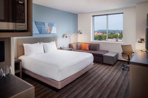 Фотографии гостиницы 
            Hyatt House Augusta Downtown