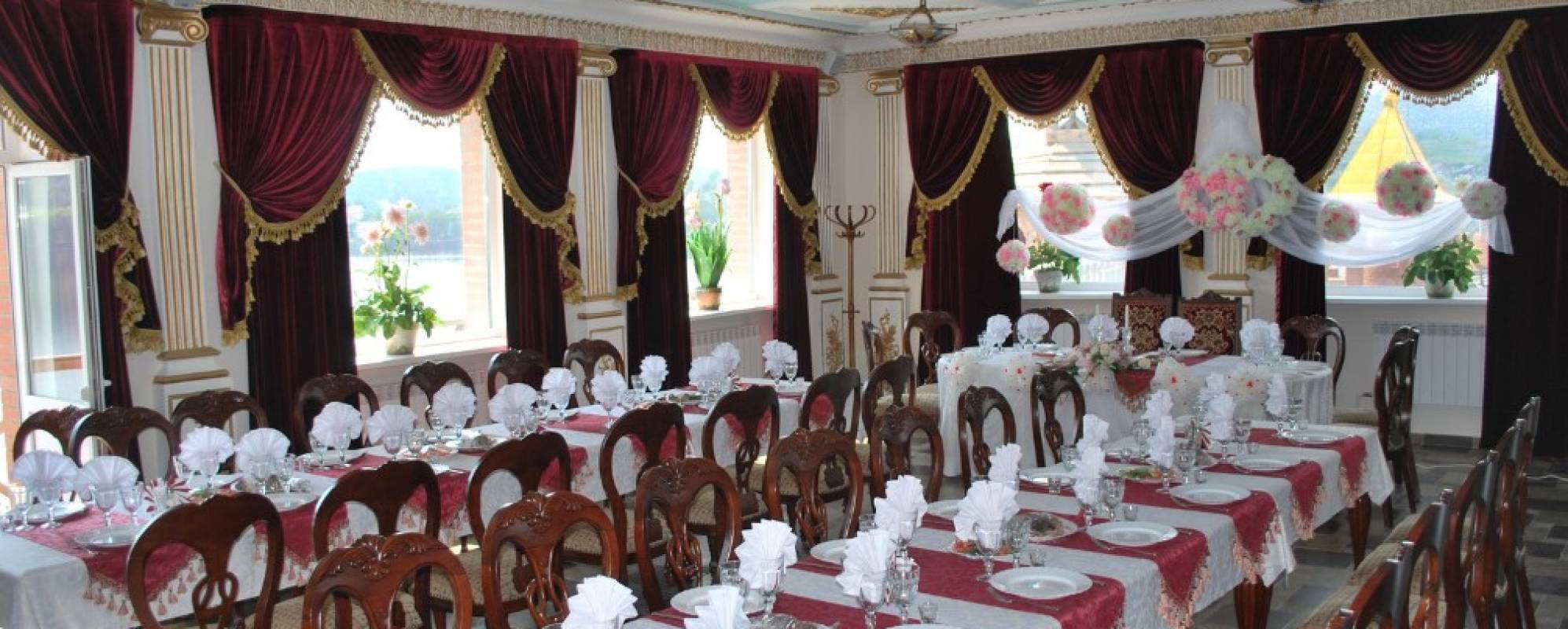 Фотографии банкетного зала Старый замок