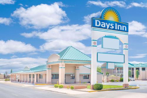 Фотография мотеля Days Inn by Wyndham Roswell