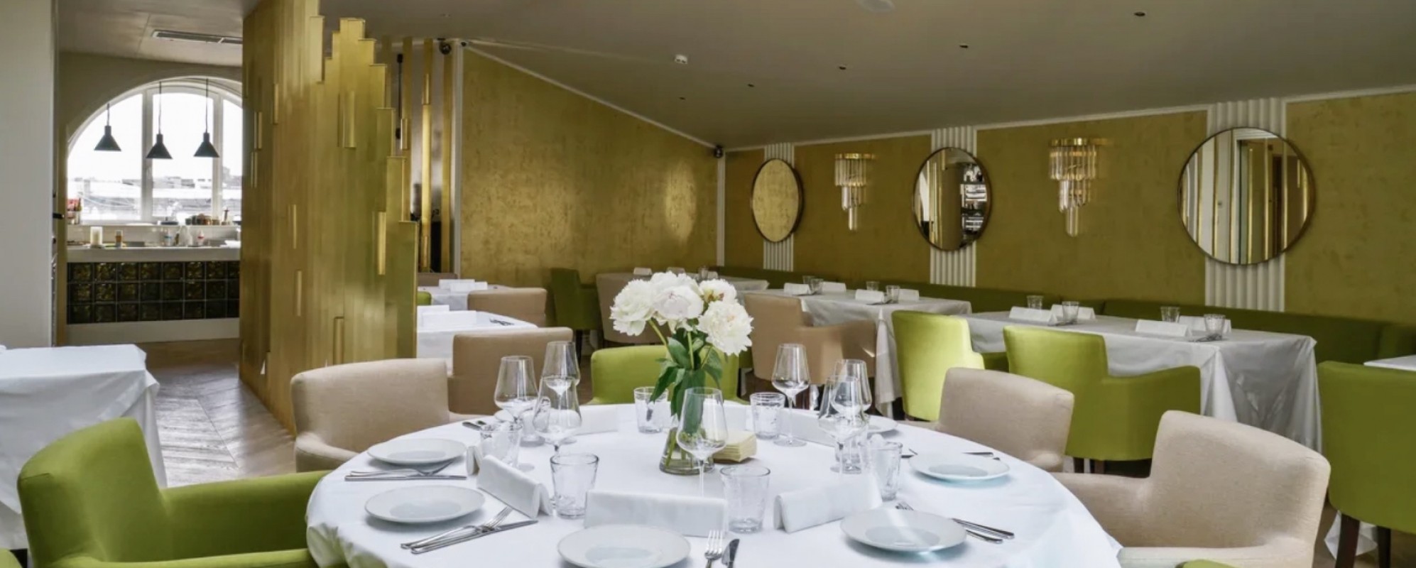 Фотографии банкетного зала 1880